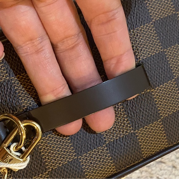 Louis Vuitton Damier Ebene Etui Okapi PM - Picture 5 of 8